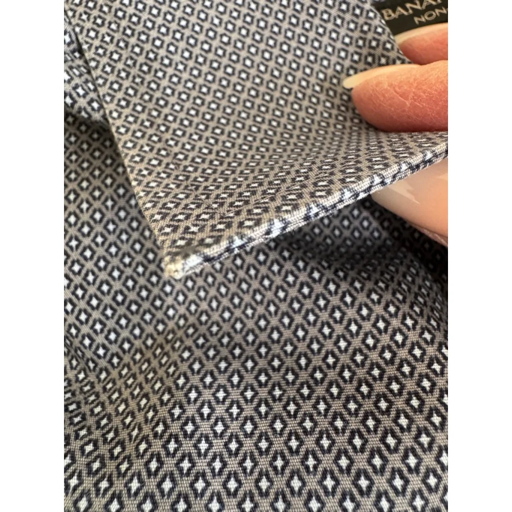 Men's Banana Republic dress Shirt M Blue gray diamond print L/S slim fit GUC